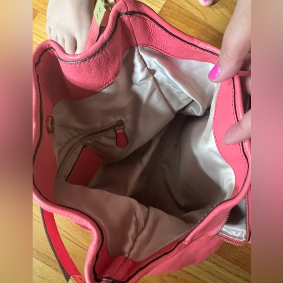 Coach shoulder tote - Picture 3 of 10